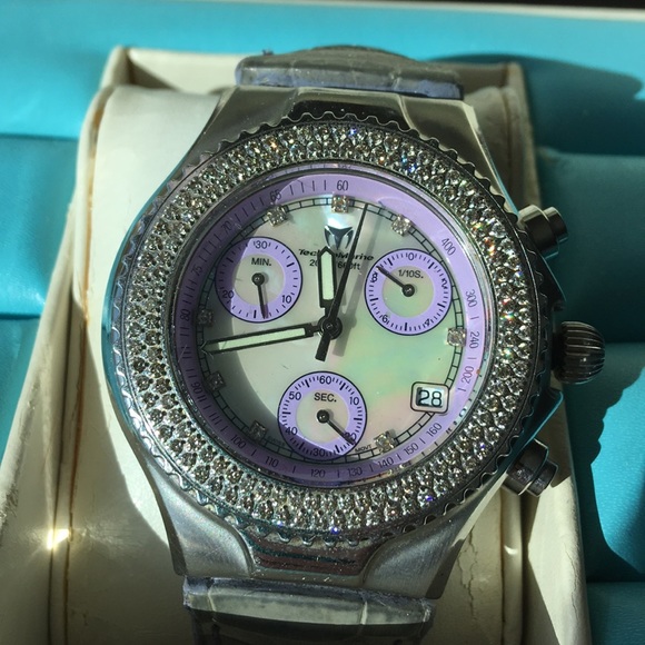 Technomarine micro pave diamond bezel watch - Picture 3 of 8